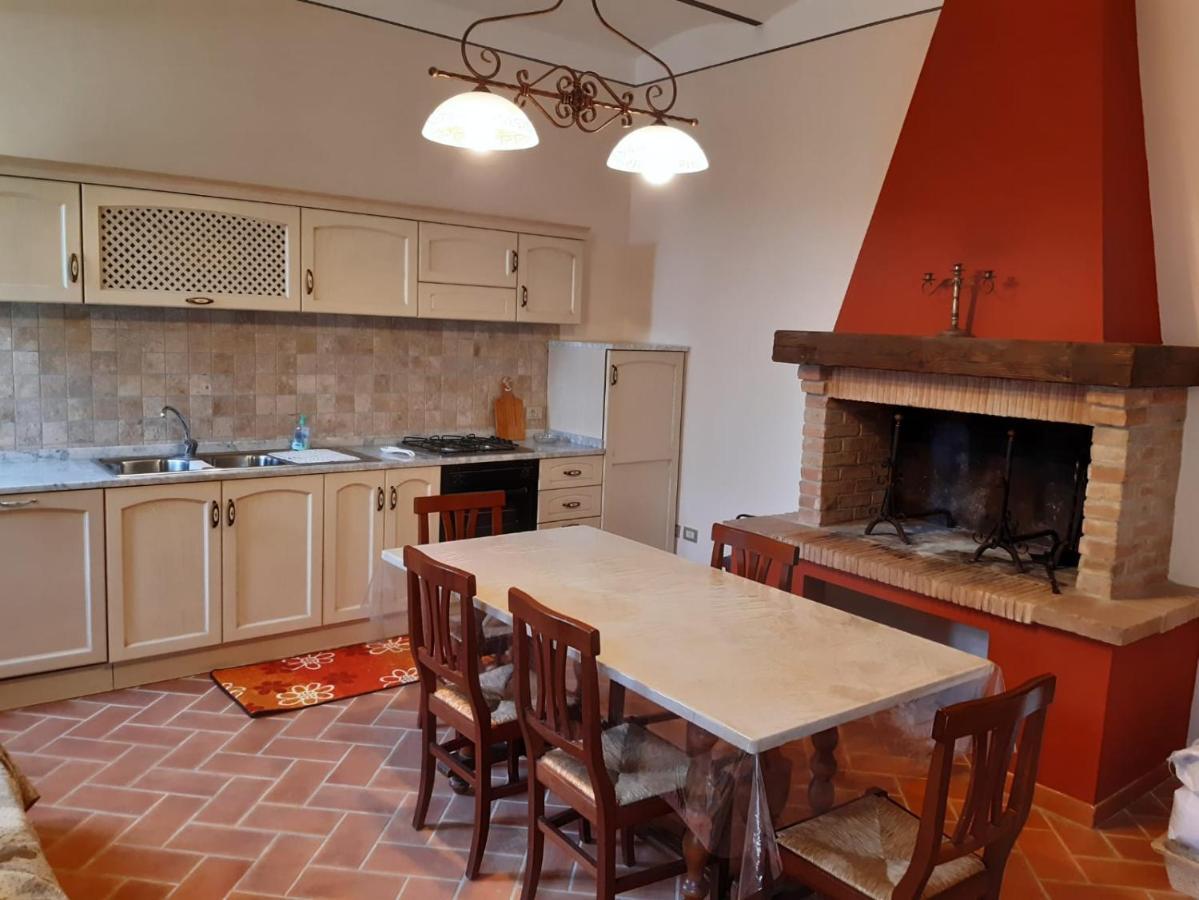 Agriturismo La Valle Della Lavanda - Podere Mezzastrada Fauglia 客房 照片
